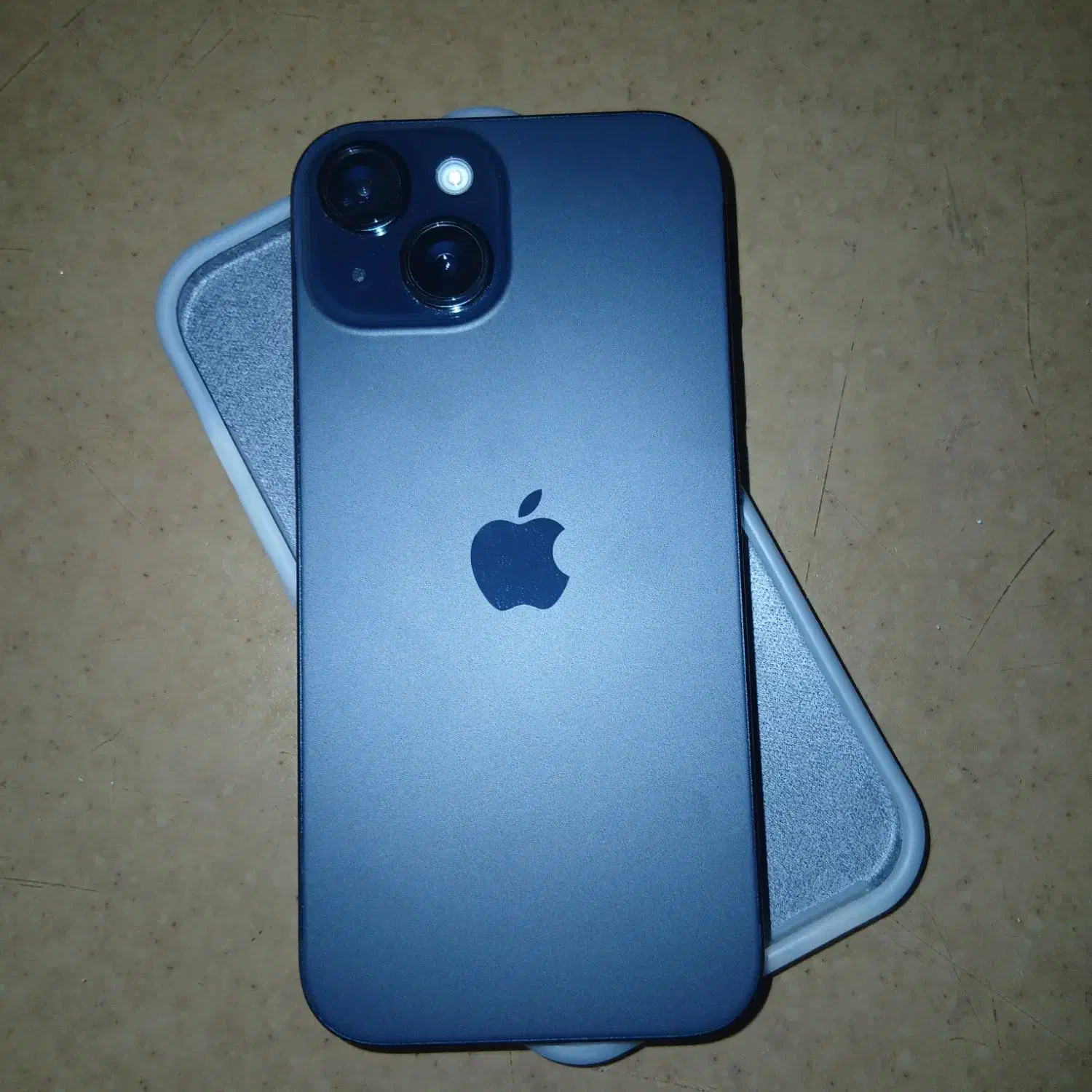 آیفون ۱۵ نرمال iphone 15 normal|موبایل|کرج, فاز ۳ گوهردشت|دیوار
