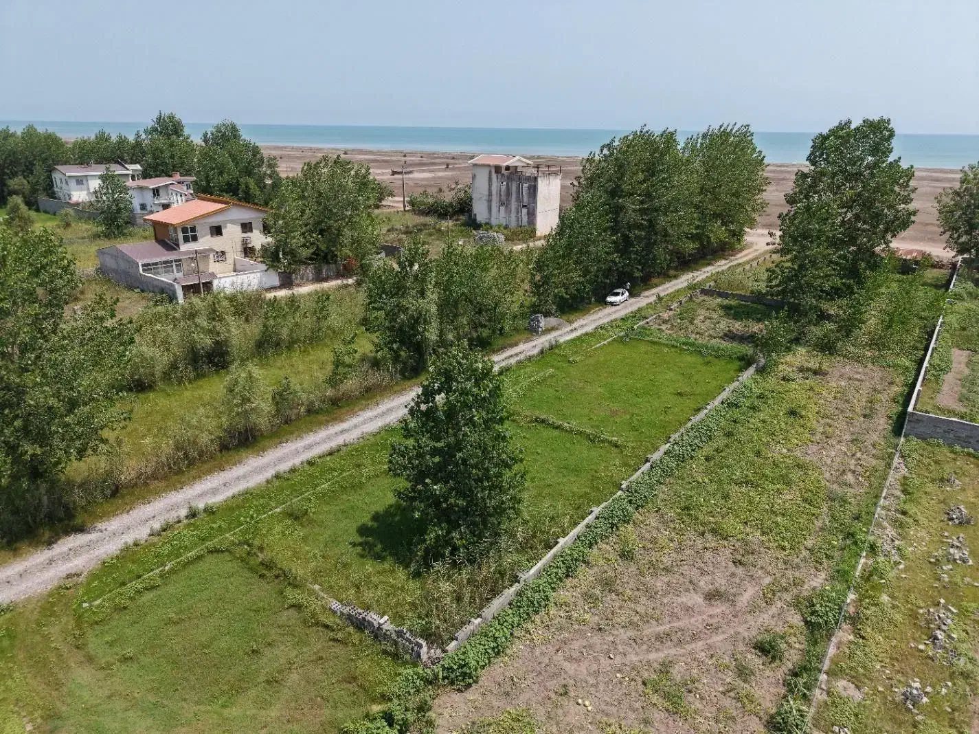 زمین ساحلی دوقطعه آماده ساخت باامتیازات دیدبه دریا|فروش زمین و ملک کلنگی|چهارباغ, |دیوار