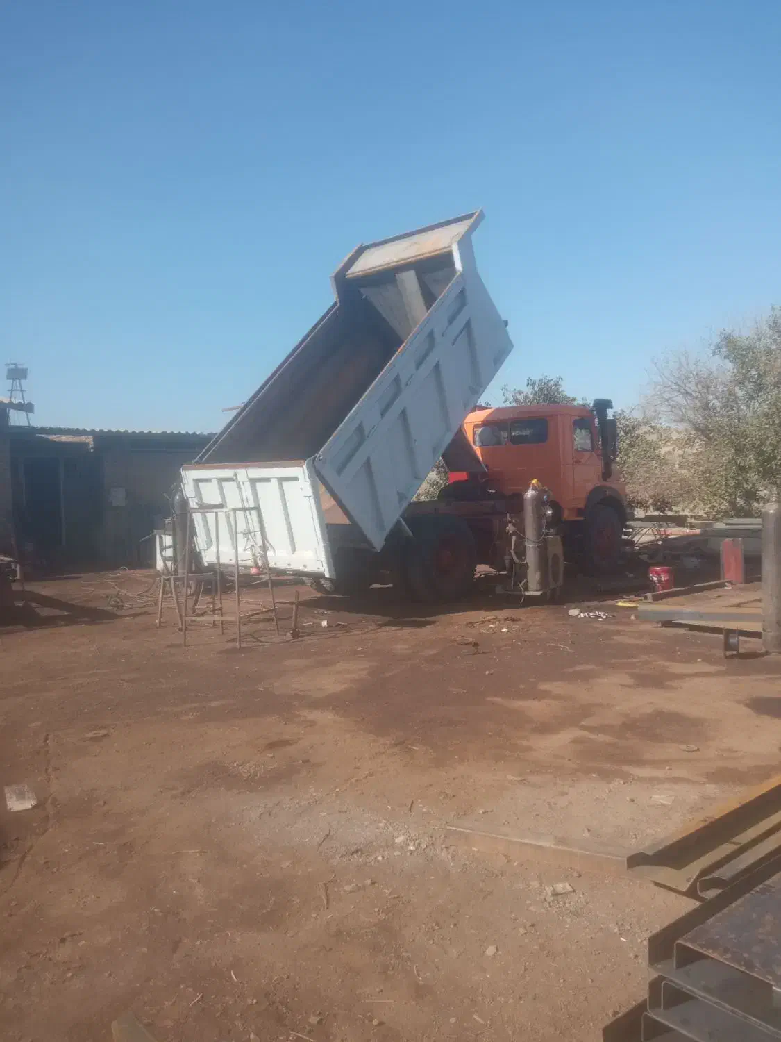 آهنگر و فنی و جوشکار آچار بدست|استخدام صنعتی، فنی، مهندسی|ملکآباد, |دیوار