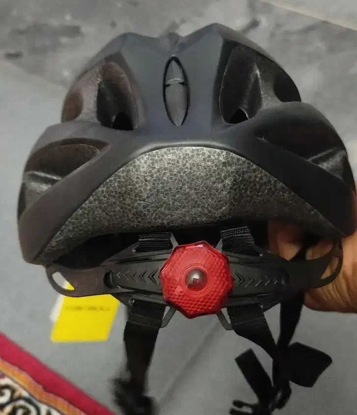 کلاه دوچرخه سواری چراغ دار برند carbull مدل cb-27|دوچرخه، اسکیت، اسکوتر|مرودشت, استادیوم‎|دیوار