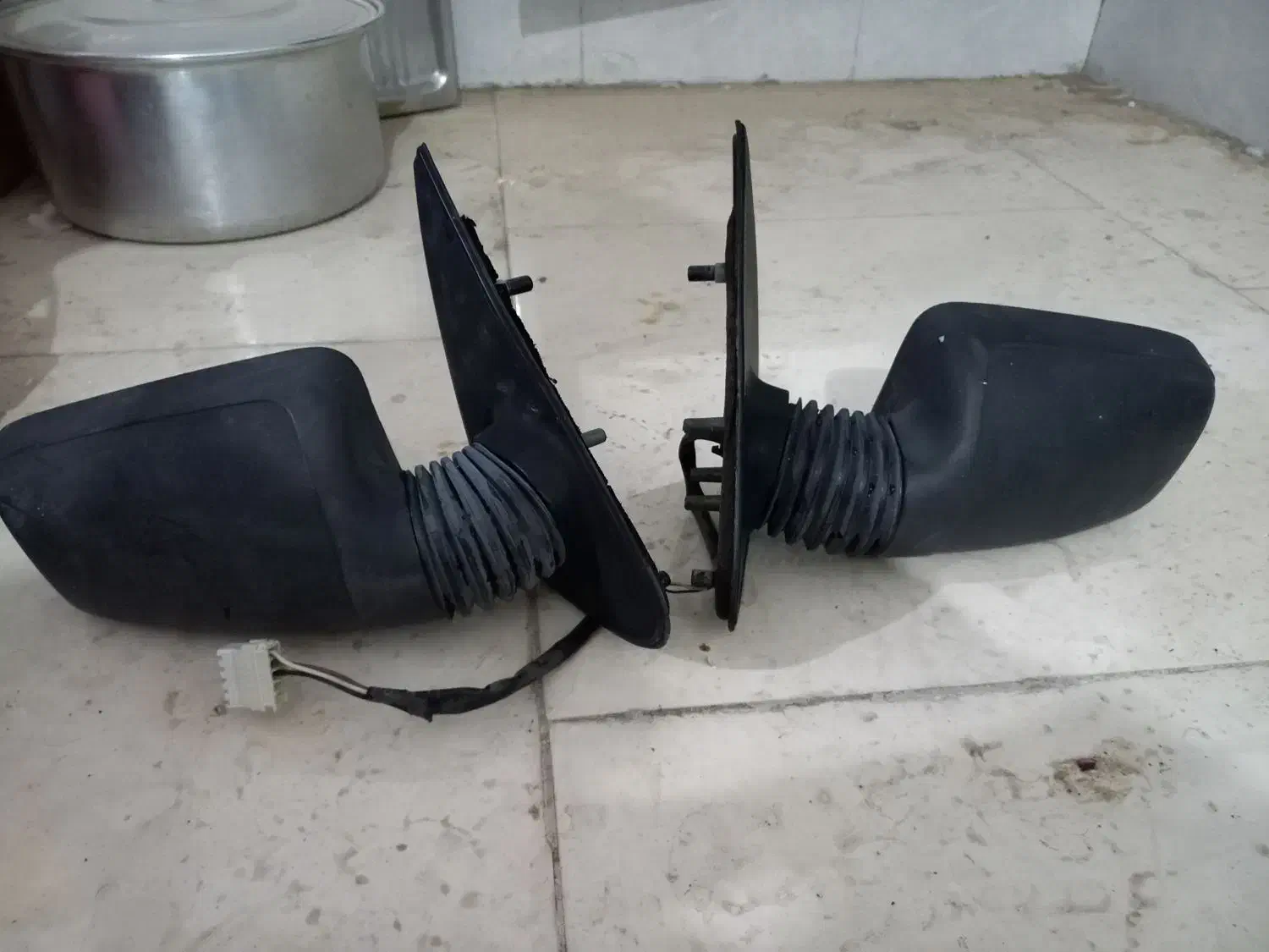 اینه و چراغ جلو ۴۰۵|قطعات یدکی و لوازم جانبی|سبزوار, چهارراه فرودگاه|دیوار