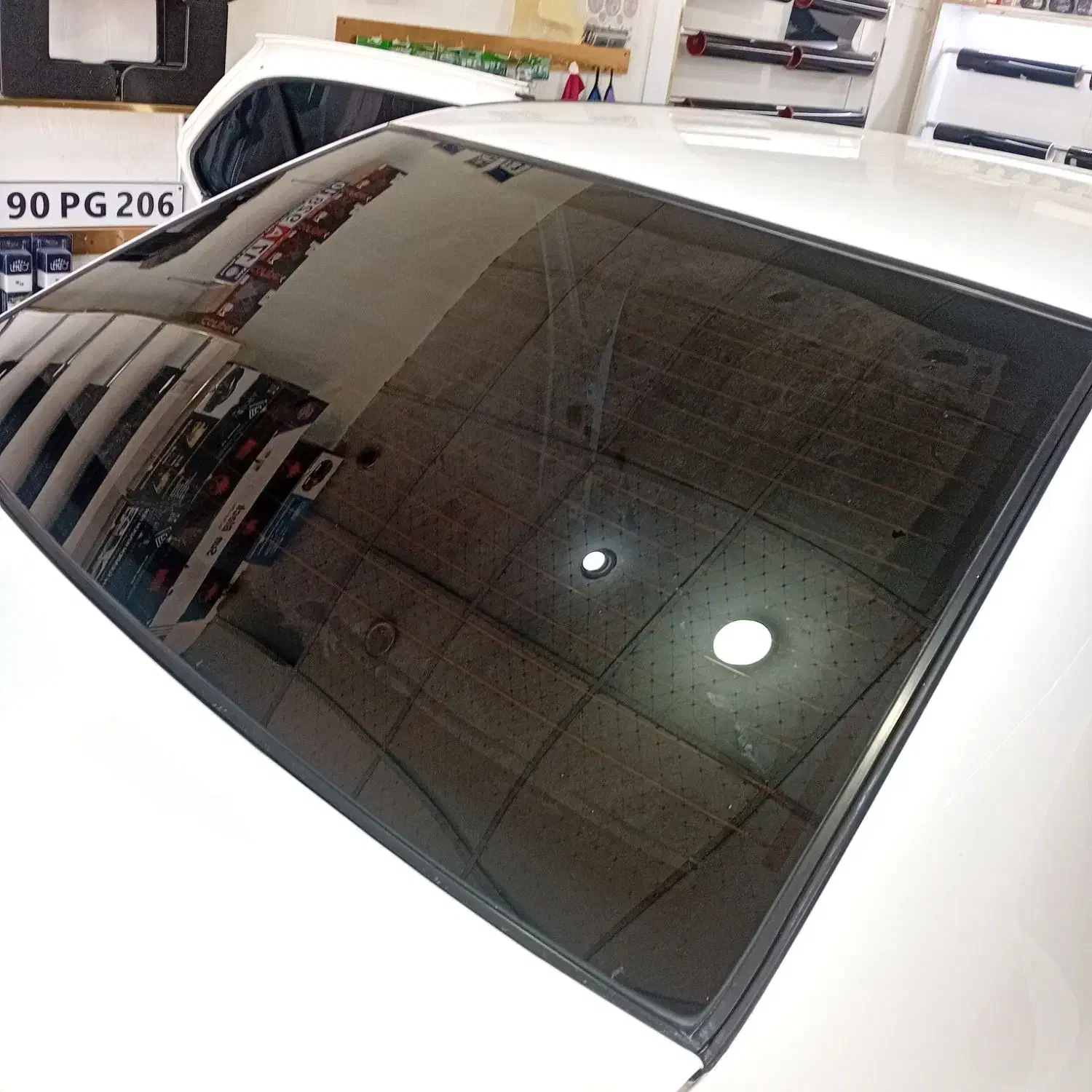 شیشه دودی|خدمات موتور و ماشین|اهواز, شهرک اکباتان|دیوار