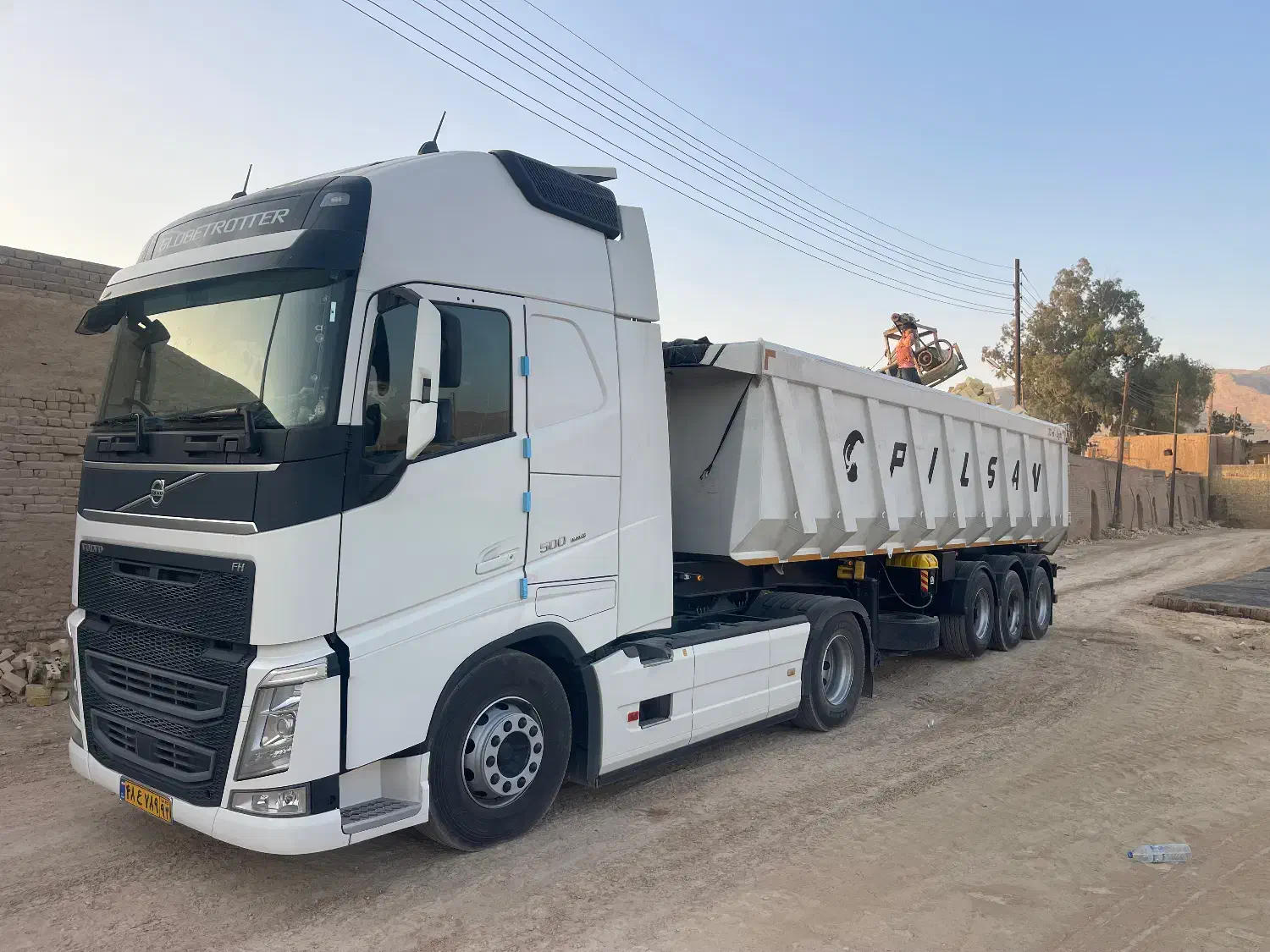 اف اچ ۵۰۰ سه خط مدل ۲۰۲۰|خودرو سنگین|لامرد, |دیوار