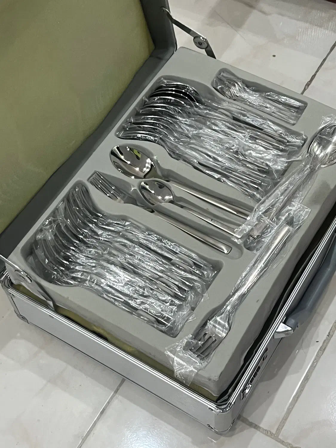 قاشق چنگال|ظروف سرو و پذیرایی|پردیس, فاز ۸|دیوار