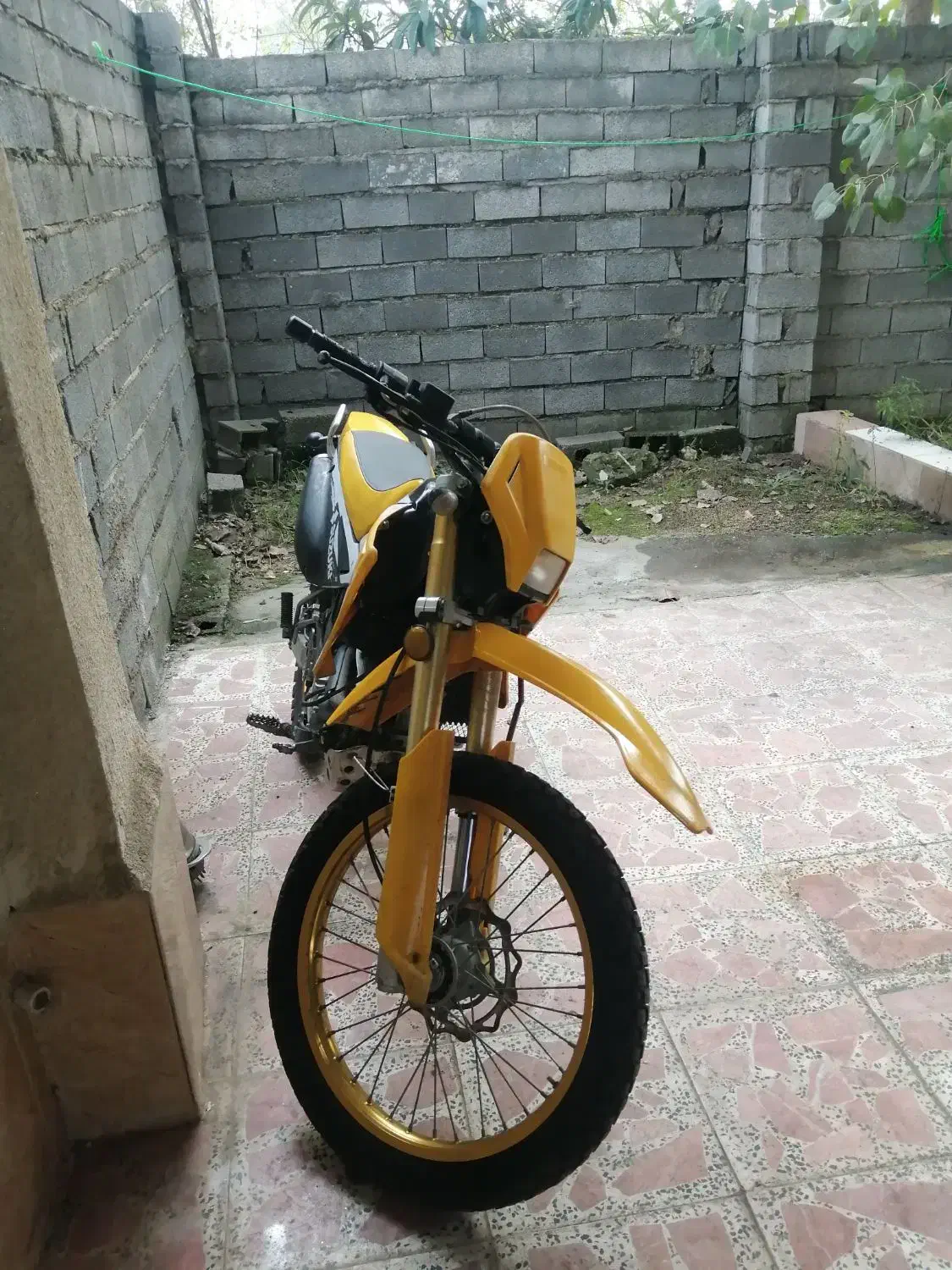 موتور تریل روان ۲۰۰ مدل۸۹|موتورسیکلت|لاهیجان, کوی زمانی|دیوار