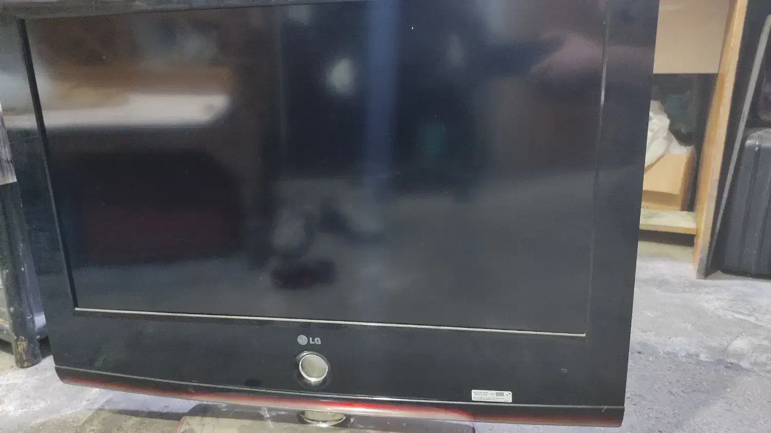 تلویزیون نیازمند تعمیر|تلویزیون و پروژکتور|تهران, شمشیری|دیوار