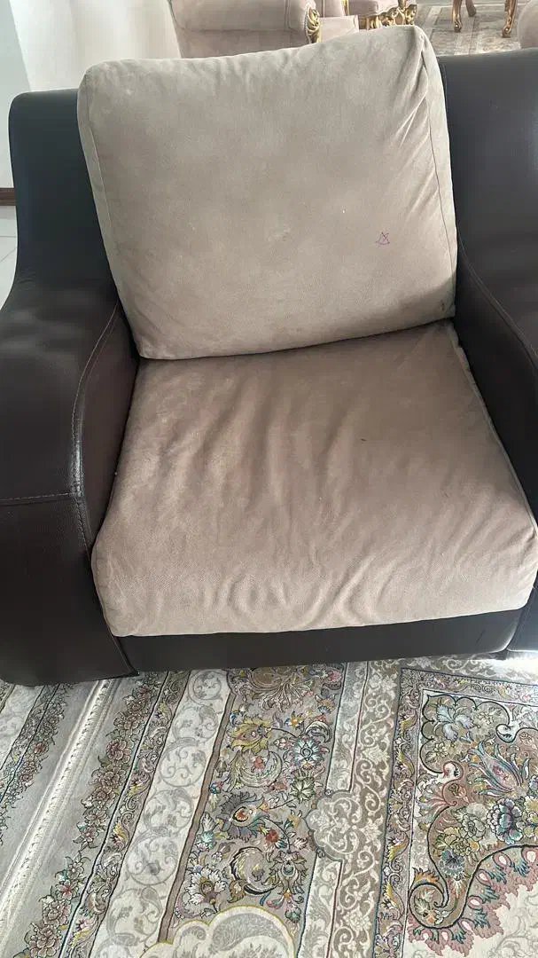 مبل سالم سالم بدون فرو رفتگی بفروش  میرسد|مبلمان خانگی و میز عسلی|مرودشت, استادیوم‎|دیوار