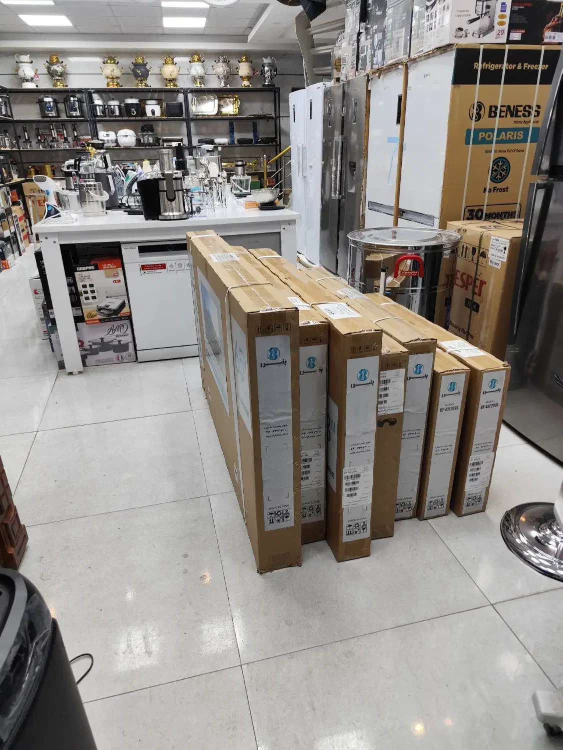 تلویزیون ال ای دی همه سایزا بصورت اقساط|تلویزیون و پروژکتور|بروجرد, |دیوار