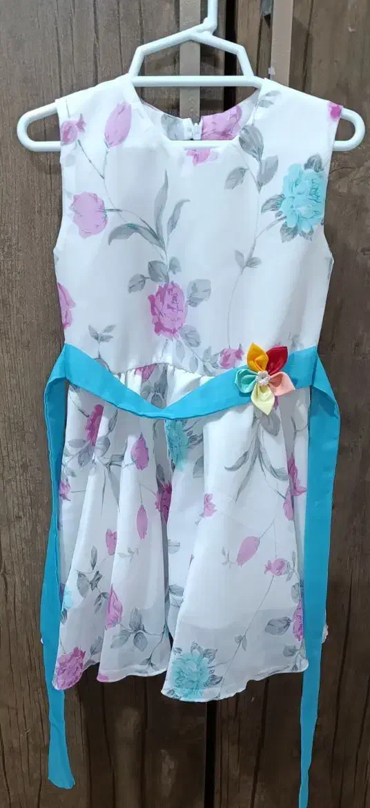 لباس بچگانه نو نو|کفش و لباس بچه|رشت, جانبازان|دیوار