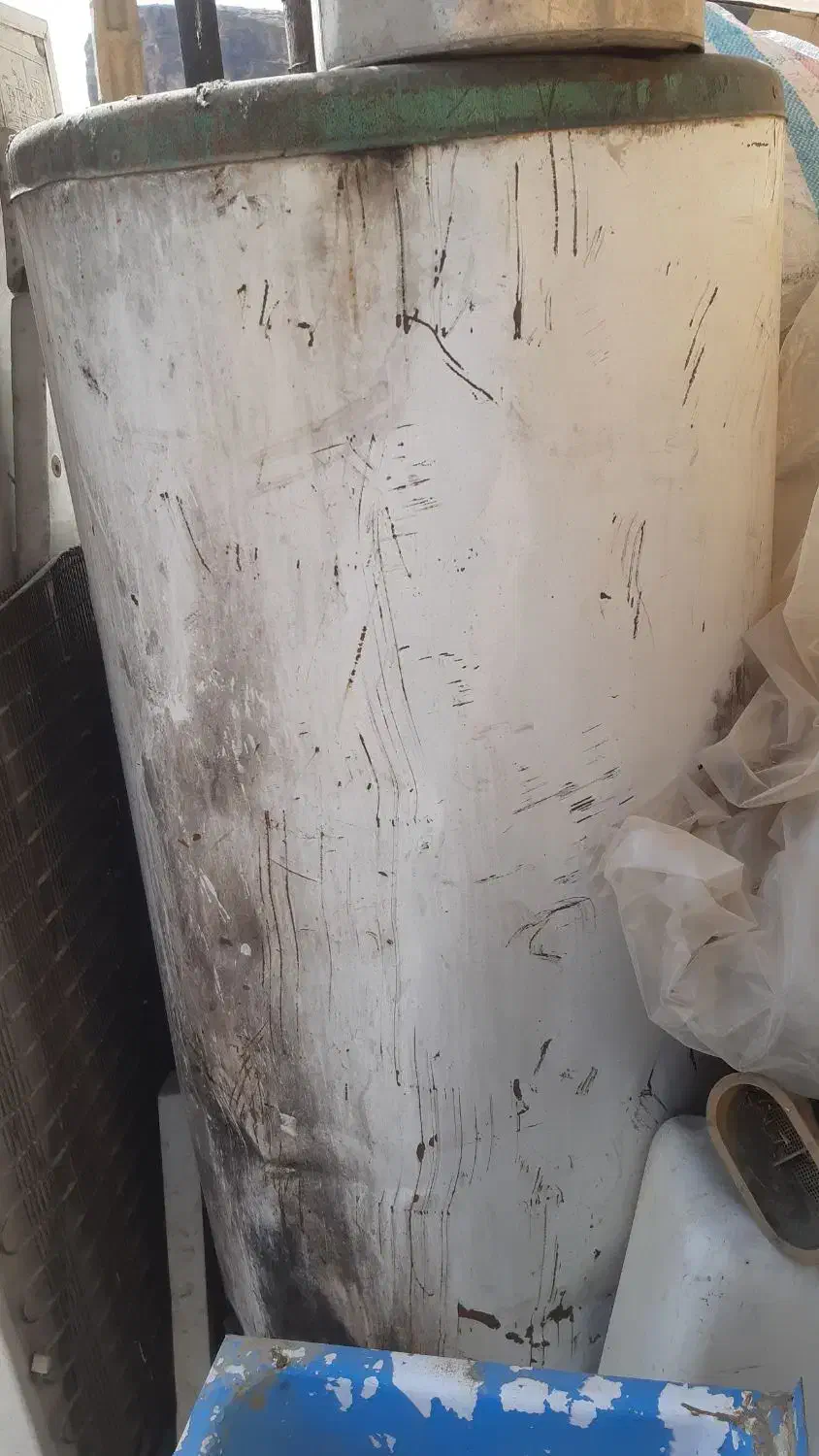 فروش ۵ عدد بخاری نفتی ویک آب گرمکن نفتی سالم|بخاری، هیتر، شومینه|تکاب, |دیوار