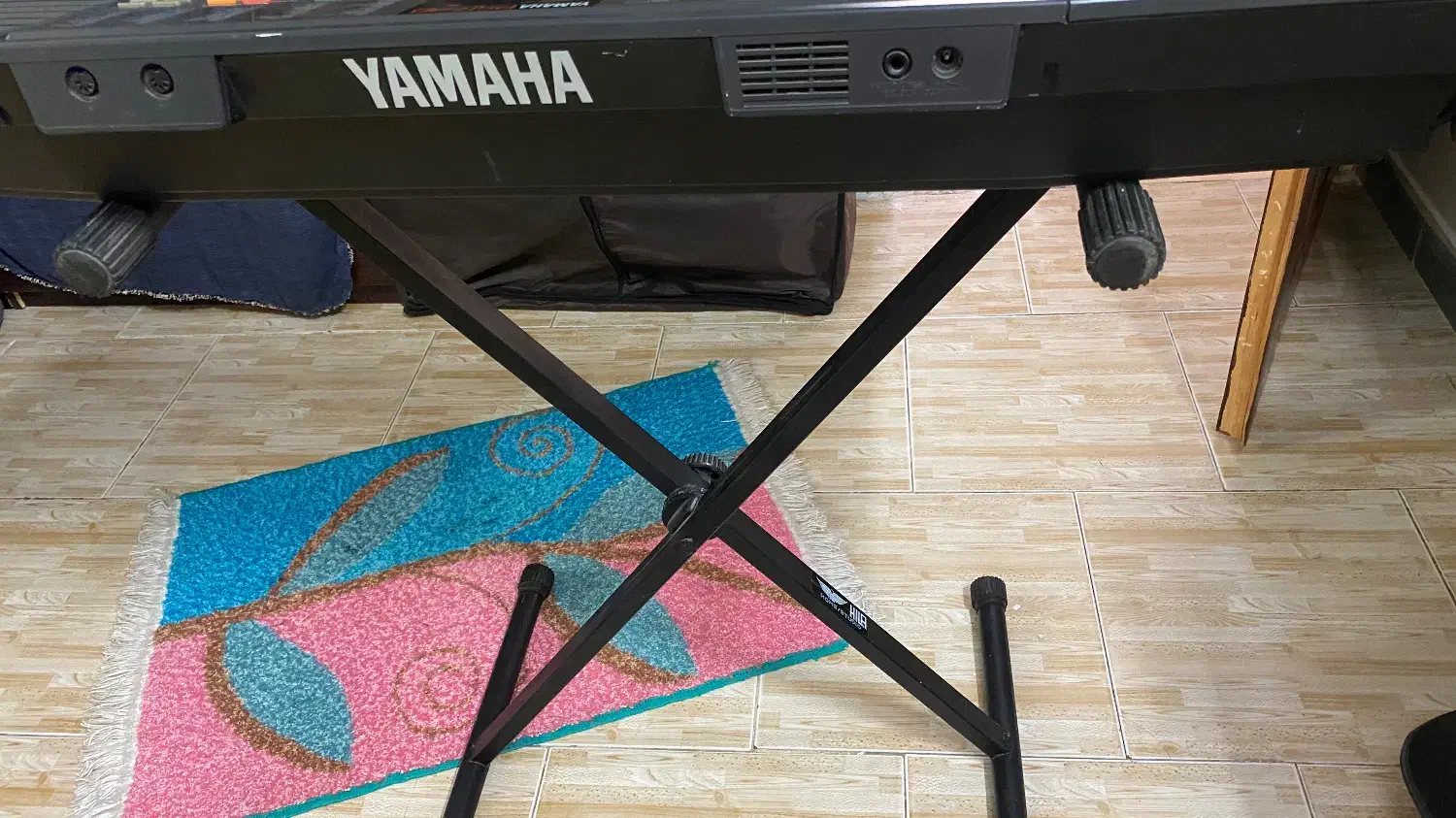 ارگ یاماها|پیانو، کیبورد، آکاردئون|کرج, حصارک بالا|دیوار