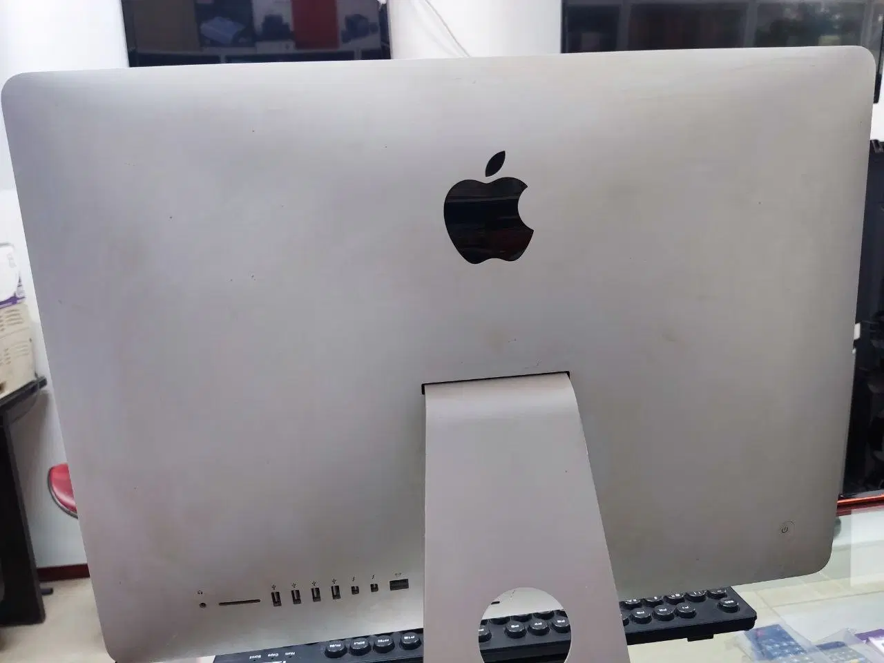 Imac|رایانه رومیزی|نجف‌آباد, گلدشت|دیوار