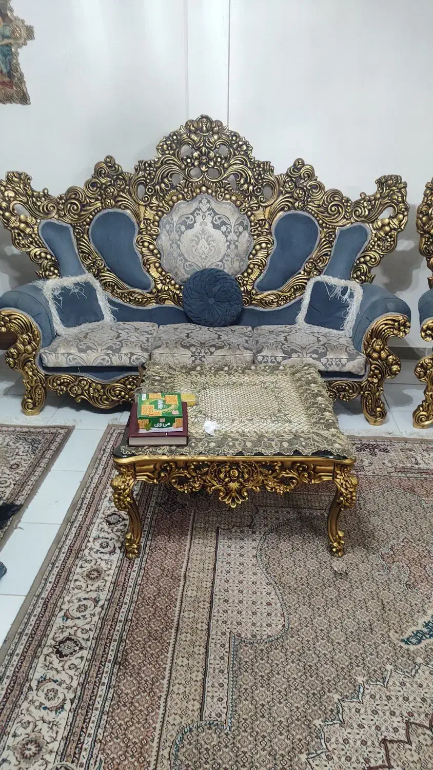 مبل سلطنتی زیبا و شیک|مبلمان خانگی و میز عسلی|نسیمشهر, |دیوار