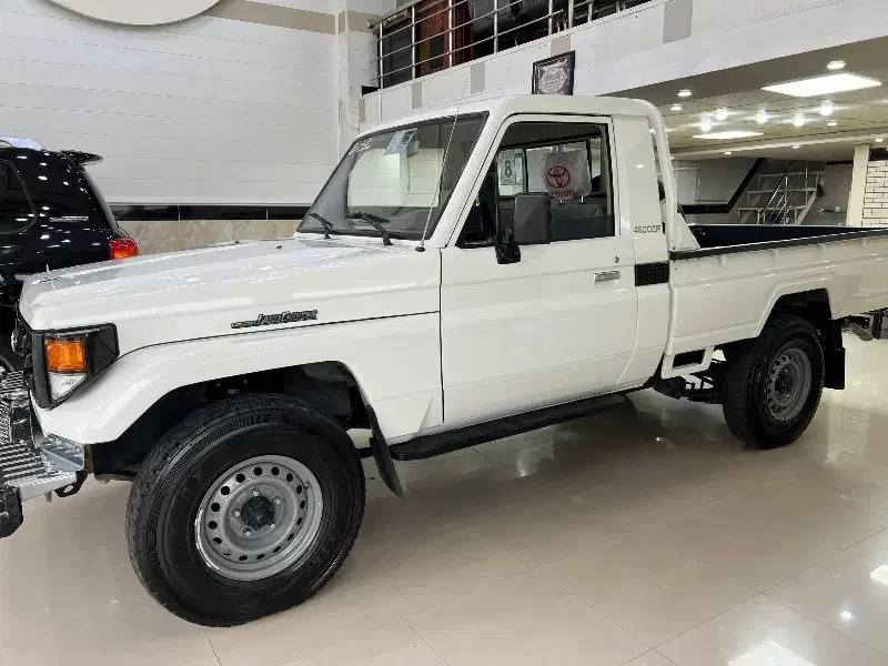 تویوتالندکروز سری ۷۰ .۴۵۰۰|خودرو سواری و وانت|بانه, |دیوار