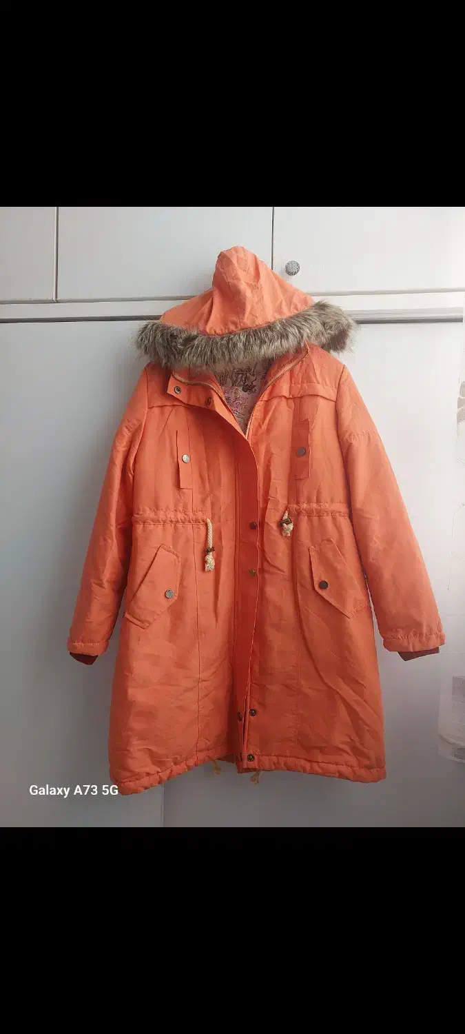 کابشن در حد نو|لباس|ایلام, |دیوار