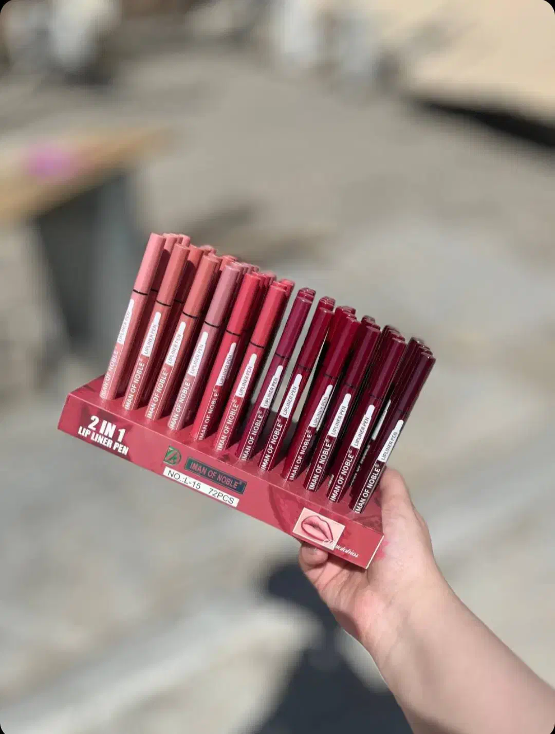 لوازم آرایش شیدینگ لب هایلایتر کرم رژگونه|آرایشی، بهداشتی، درمانی|مشهد, چهارچشمه|دیوار