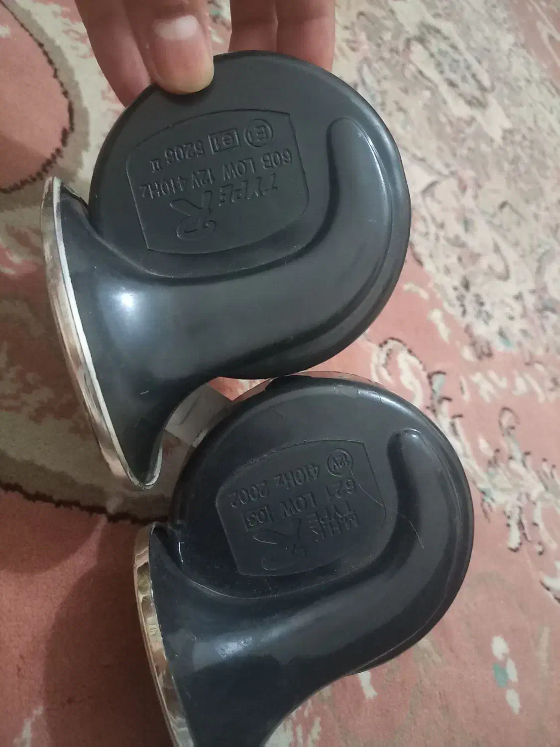 یه جفت بوق پژو نو|قطعات یدکی و لوازم جانبی|همدان, |دیوار