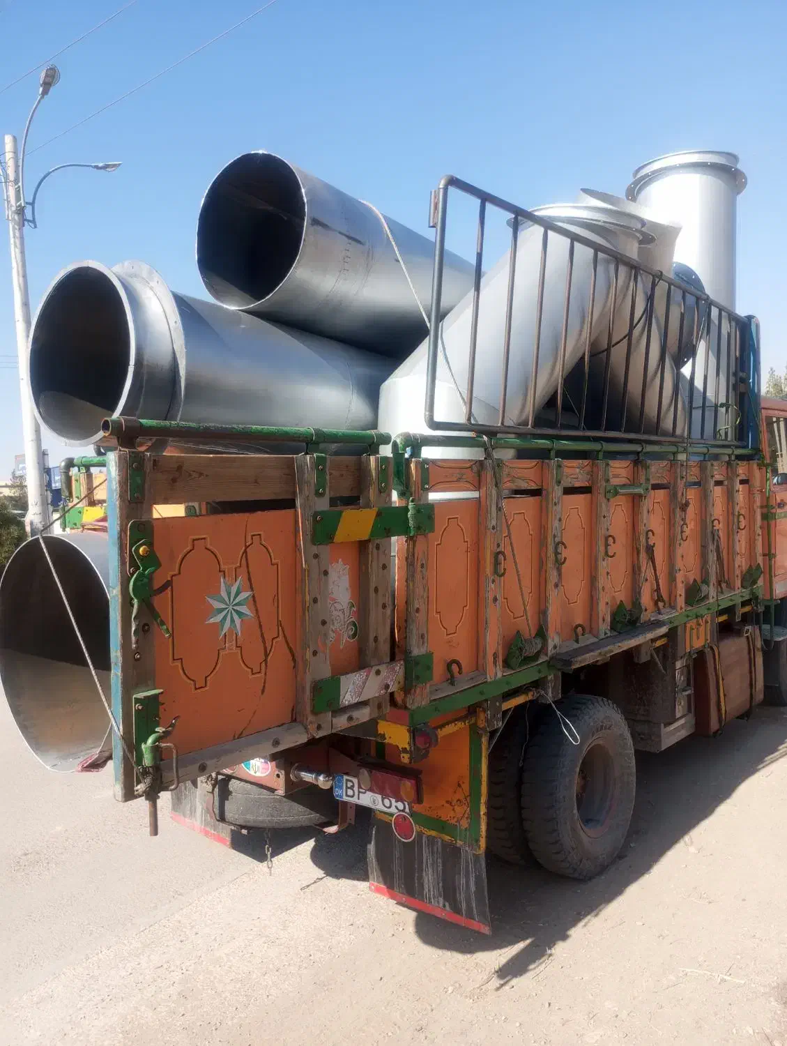 خاور608مدل61|خودرو سنگین|کرمان, |دیوار