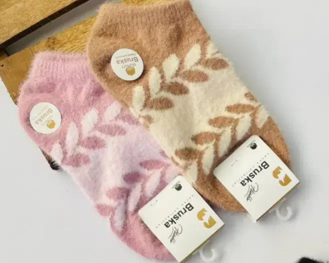 تولید پخش جوراب و لباس زیرو شال روسری و بلوز شلوار|لباس|اسلامشهر, مطهری|دیوار