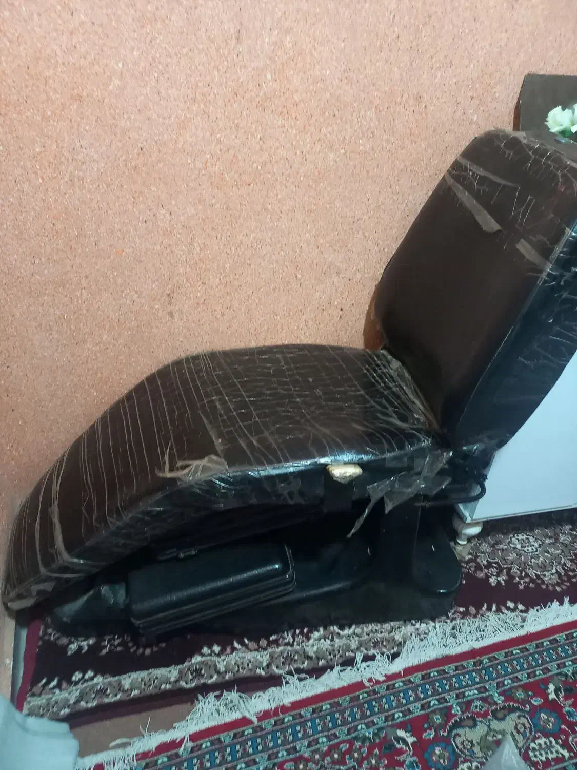 صندلی|صندلی و نیمکت|کارون, |دیوار