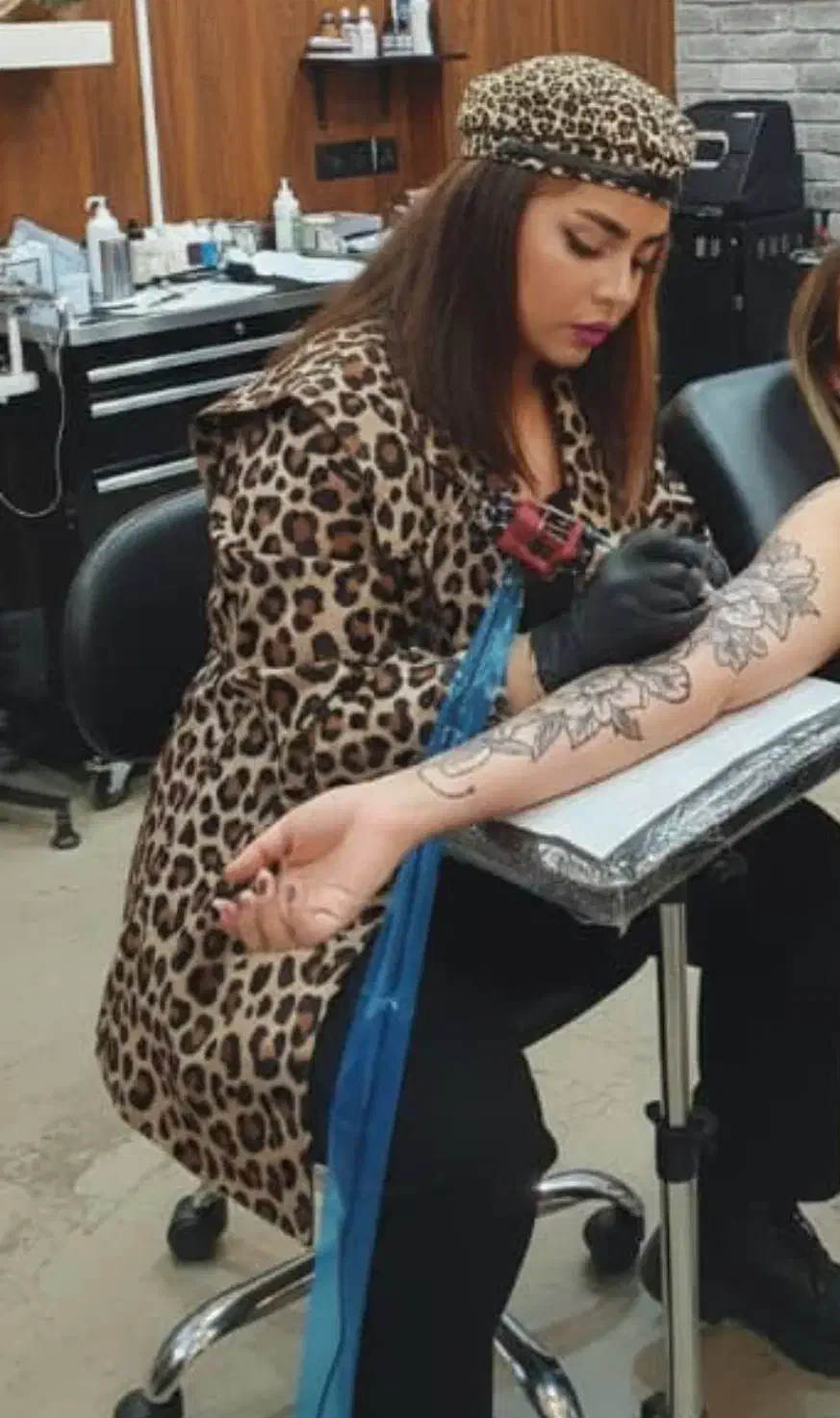 مرکز تخصصی لیزر و تاتو(تاتو مینیمال هدیه)|خدمات آرایشگری و زیبایی|محمودآباد, |دیوار