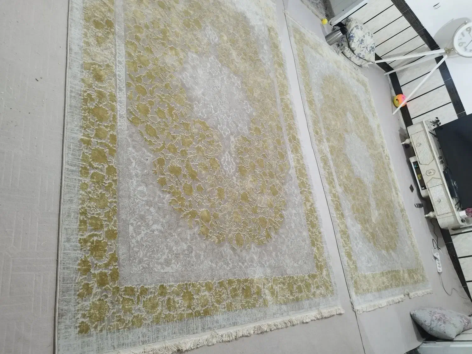 فروش  دو عدد فرش نسکافه ایی دست دوم در حد نو|فرش|پیرانشهر, |دیوار