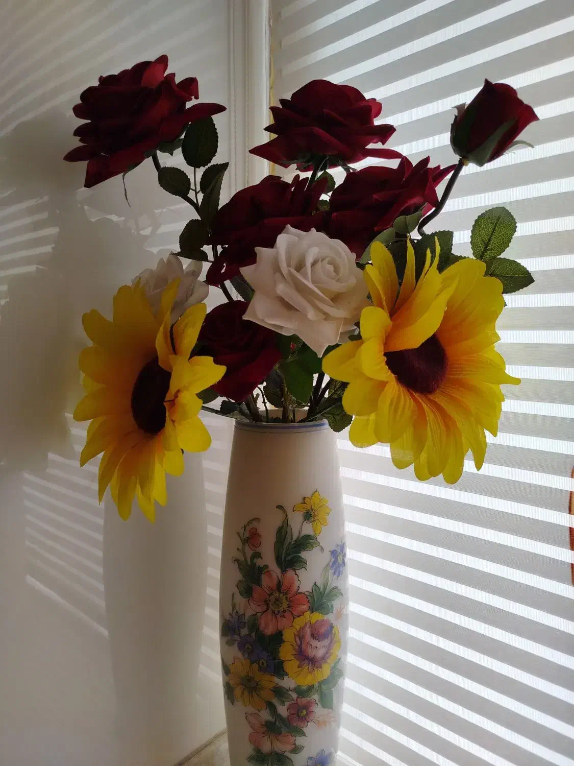 گل رز وافتابگردون بدون گلدان|گل مصنوعی|تهران, هفده شهریور|دیوار