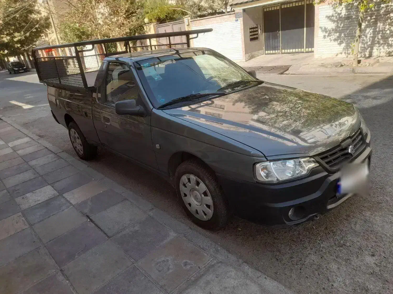 وانت اریسان ۲ مدل ۴۰۲ خاکستری|خودرو سواری و وانت|کرج, چهارصد دستگاه|دیوار