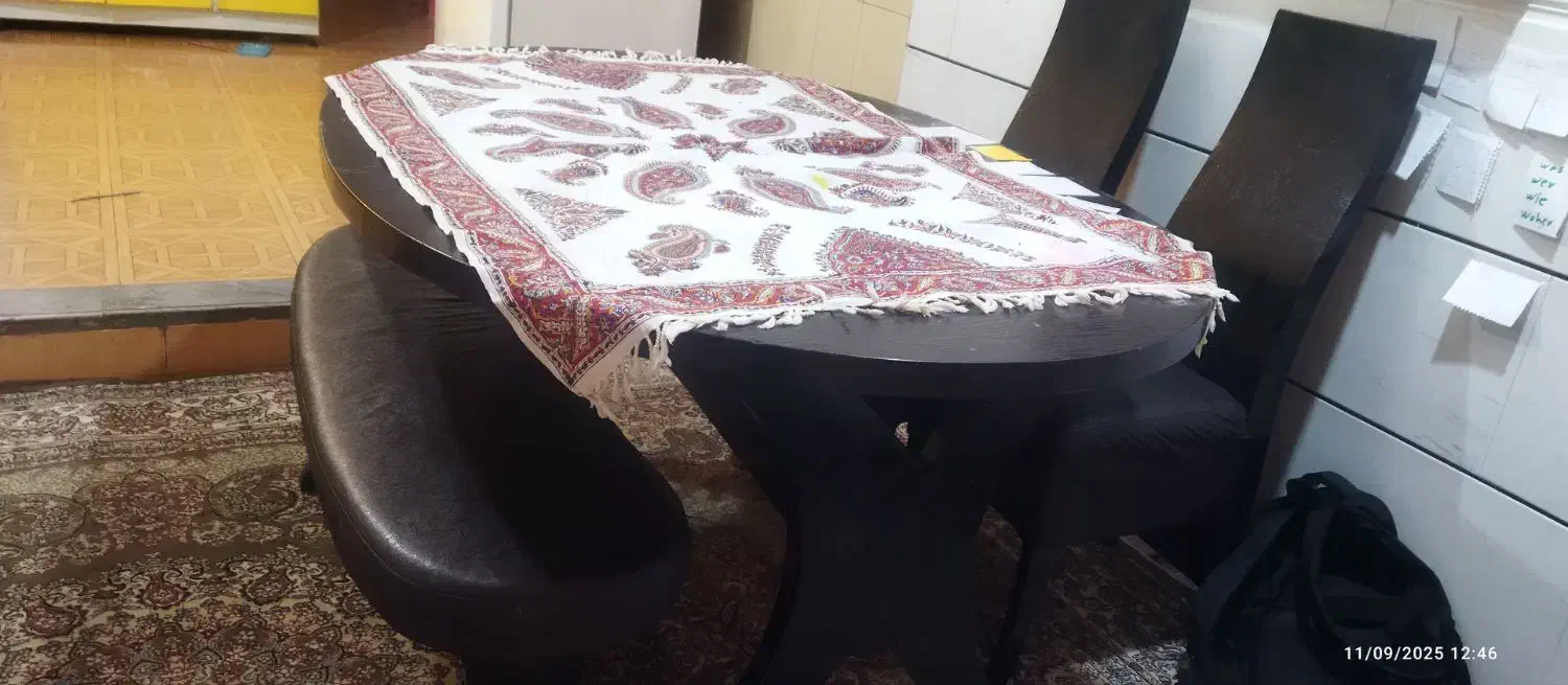 کیف گمشده|اشیا|بهبهان, |دیوار