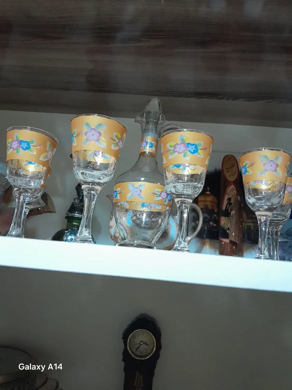 شراب خوری|ظروف سرو و پذیرایی|چورزق, |دیوار