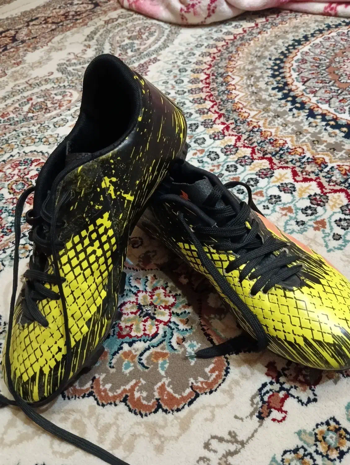 کفش استوک فوتبال|ورزش‌های توپی|کرج, باغستان|دیوار