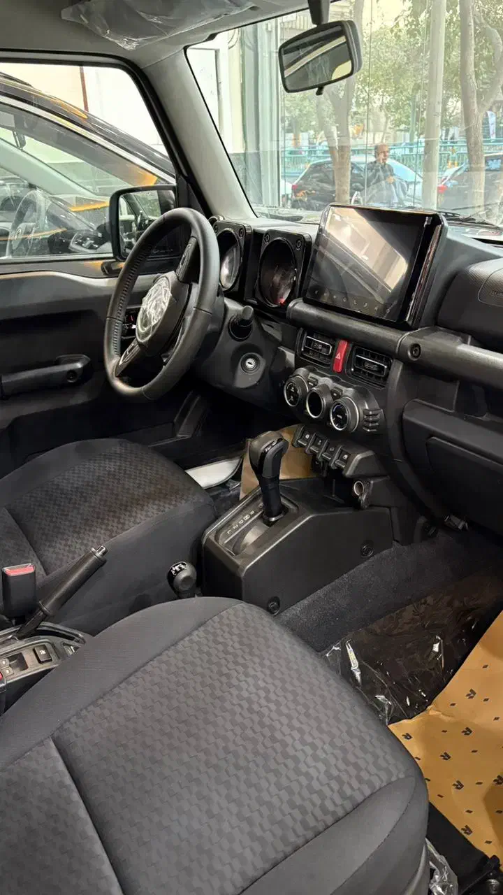 سوزکی جیمنی ۵ درب صفر سفید|خودرو سواری و وانت|شهرکرد, |دیوار