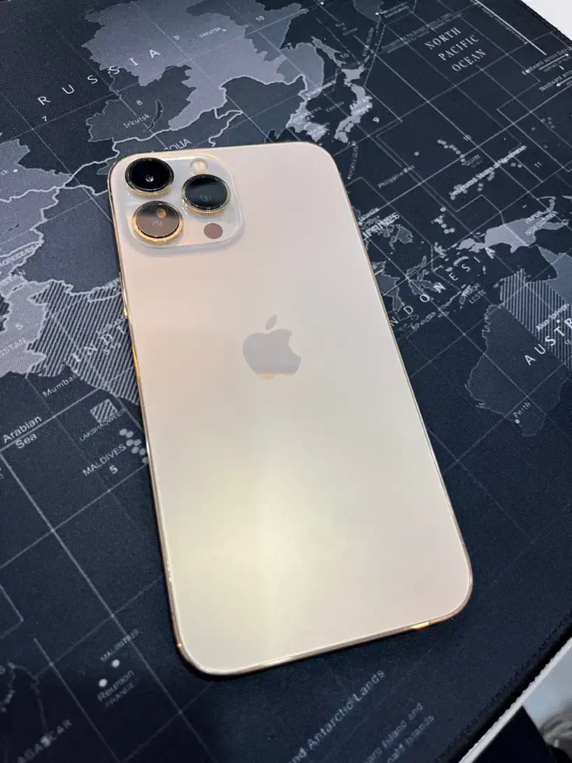 ایفون 13پرومکس|موبایل|فردیس, منظریه|دیوار