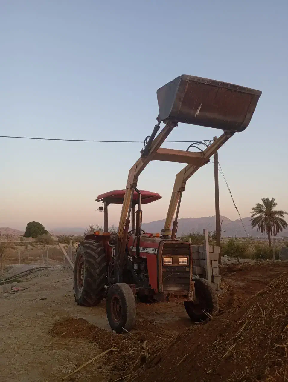 تراکتور۲۸۵ مدل۸۶|خودرو سنگین|تیران, |دیوار