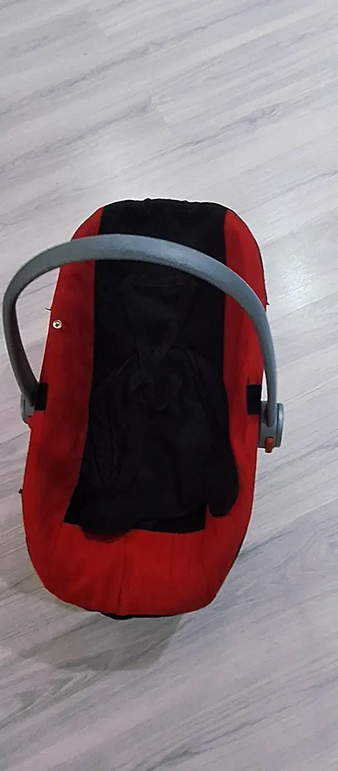 کریر نوزاد|کالسکه و لوازم جانبی|خوی, |دیوار