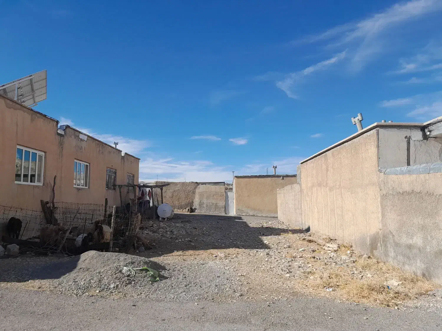 زمین|فروش زمین و ملک کلنگی|گچی, |دیوار