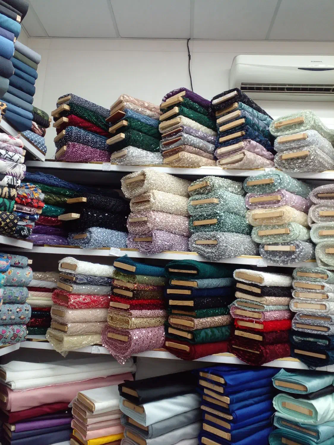 بانک پارچه سوری|استخدام بازاریابی و فروش|کوهدشت, |دیوار