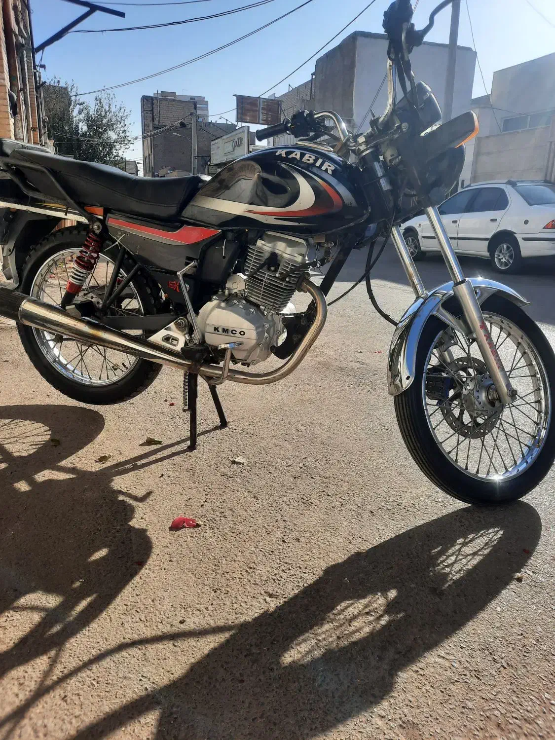 سی جی ال|موتورسیکلت|قم, زاویه|دیوار