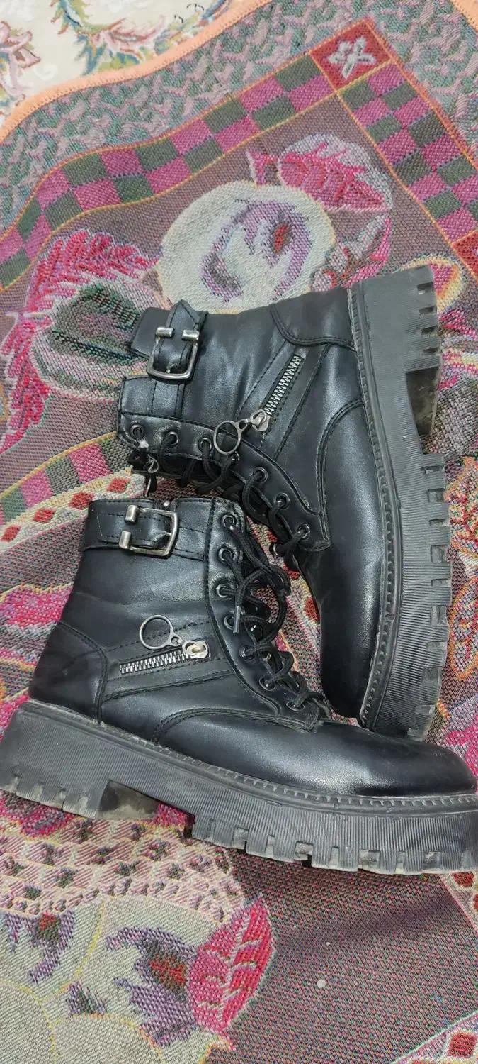 پوتین|کیف، کفش، کمربند|بوکان, |دیوار