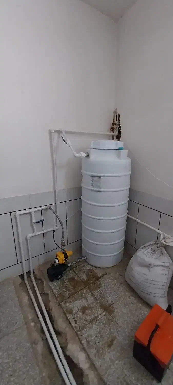 نصب پمپ و تانک،آبگرمکن،لوله کشی آب،برق کشی ساختمان|خدمات پیشه و مهارت|ابریشم, |دیوار