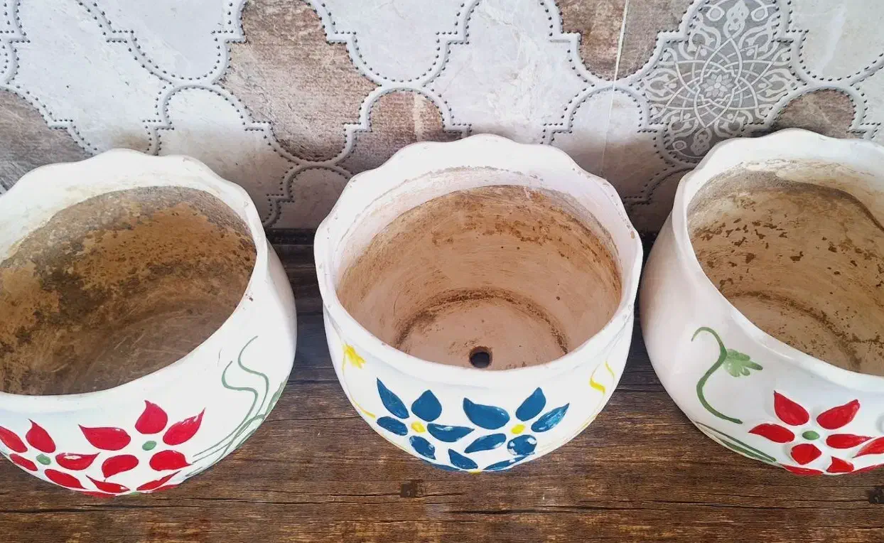 سه عدد گلدان سرامیکی گل برجسته سایز بزرگ|صنایع دستی و سایر لوازم تزئینی|کنگاور, |دیوار