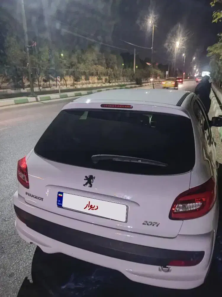 ۲۰۷ هیدرولیک ۴۰۲|خودرو سواری و وانت|قم, هنرستان|دیوار