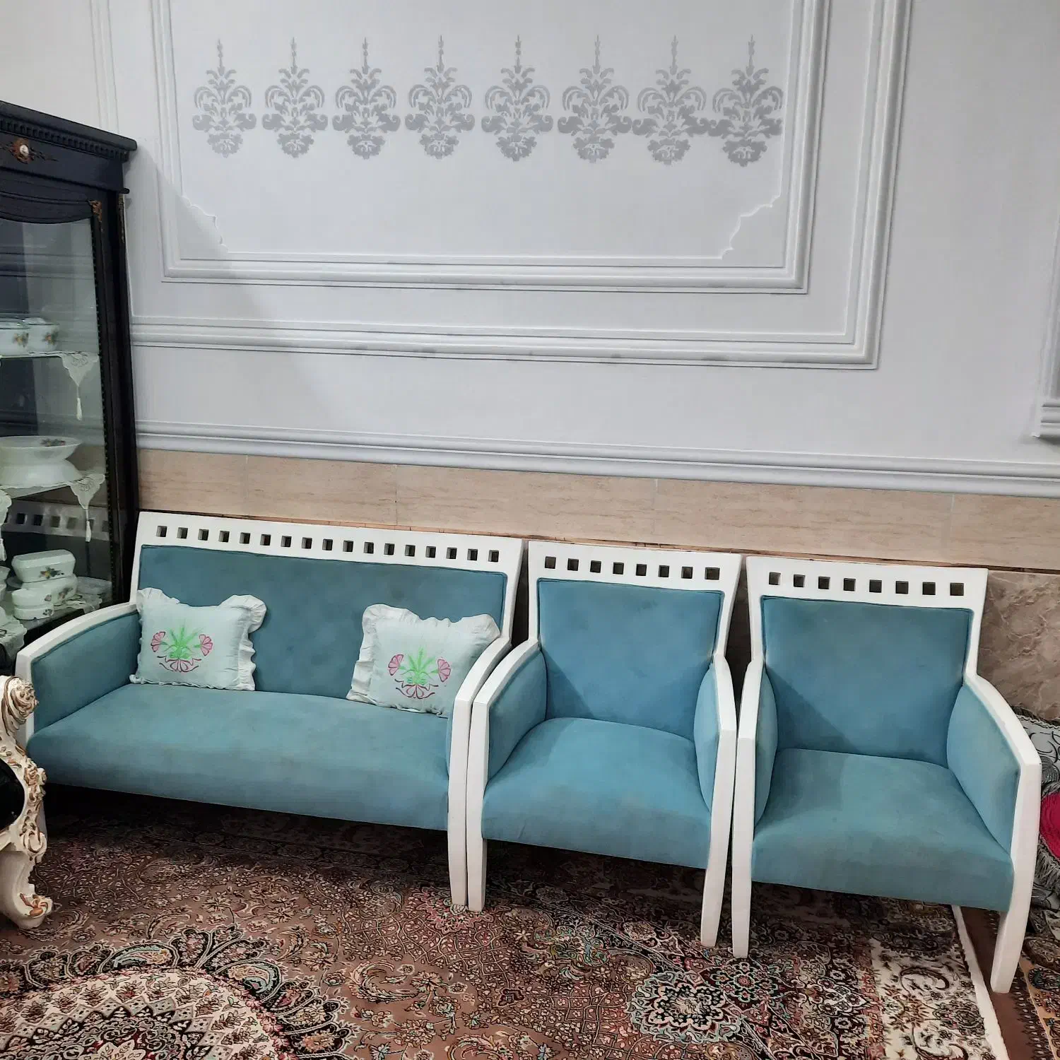 مبل مستحکم و اقتصادی|مبلمان خانگی و میز عسلی|زاهدان, |دیوار