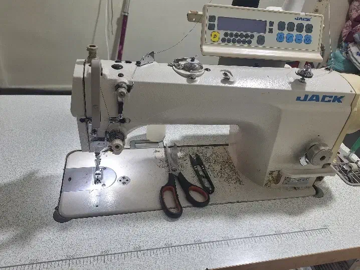 چرخ صنعتی کامپیوتری|چرخ خیاطی و ریسندگی|قدس, شهر‌قدس|دیوار