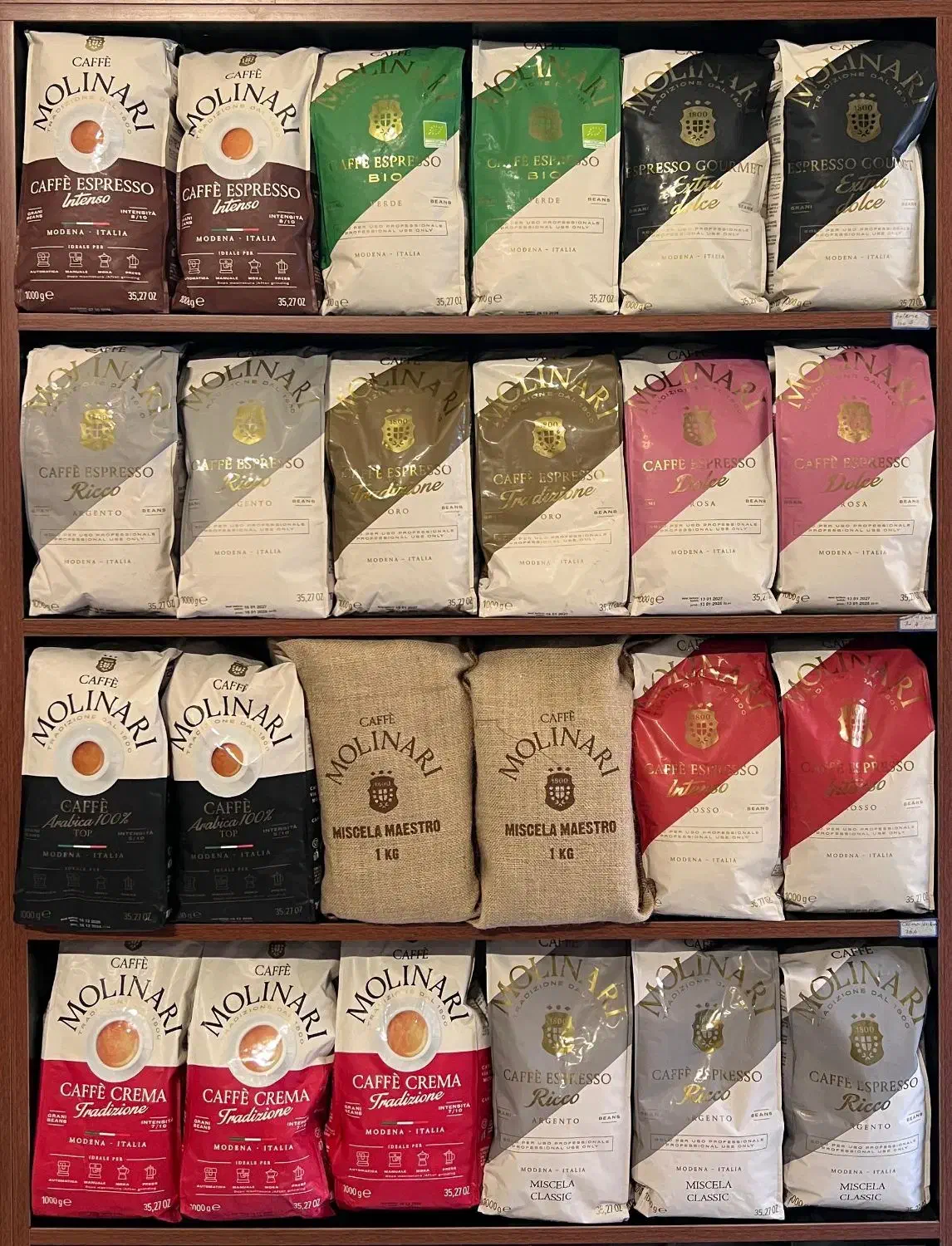 نیازمند نیرو در کافه|استخدام خدمات فروشگاه و رستوران|فسا, |دیوار