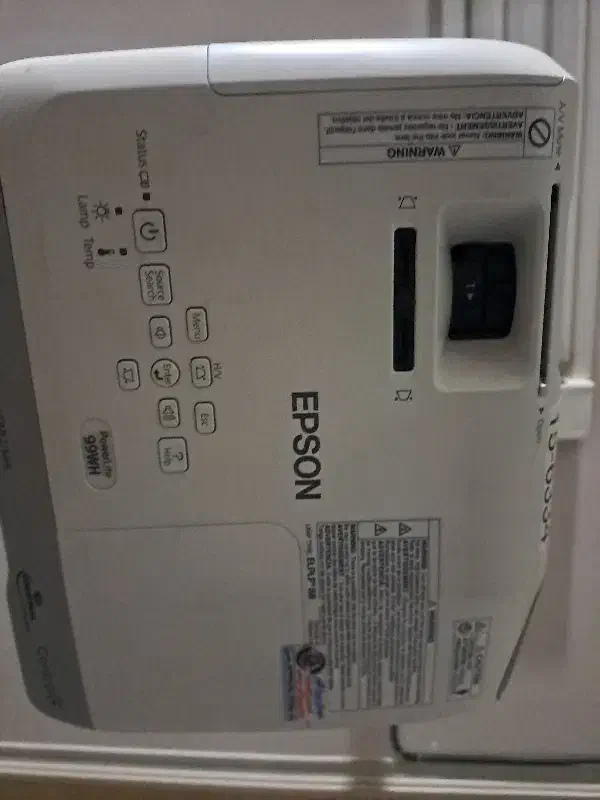 پروژکتور epson|تلویزیون و پروژکتور|خمینیشهر, |دیوار