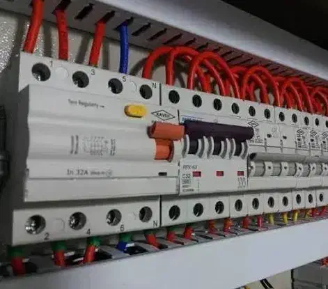 برق کشی ساختمان صنعتی|خدمات پیشه و مهارت|لردگان, |دیوار