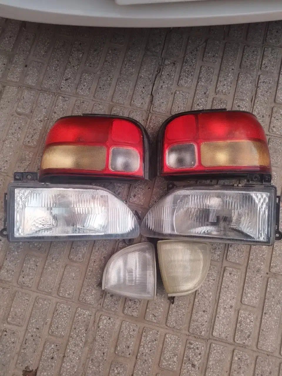 چراغ کامل روی درب کامل|قطعات یدکی و لوازم جانبی|کرمانشاه, |دیوار