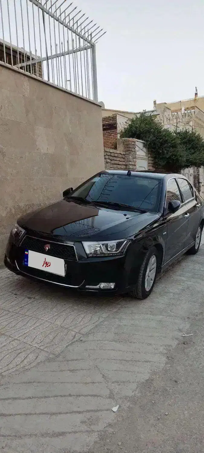 دنا پلاس ۵ دنده|خودرو سواری و وانت|کرمانشاه, |دیوار