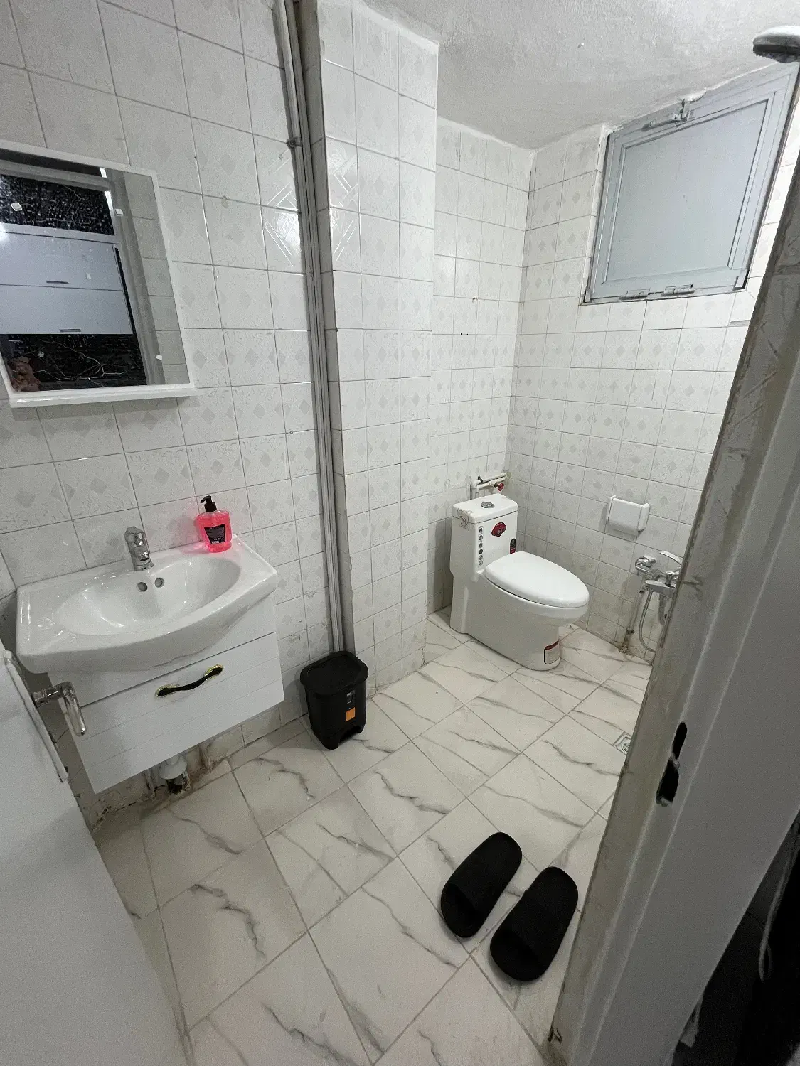 ویلایی لوکس بهداشتی|اجارهٔ کوتاه‌مدت آپارتمان و سوئیت|مشهد, زیبا شهر|دیوار